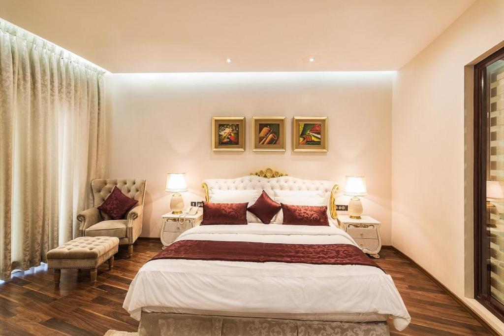  Park Regis Goa